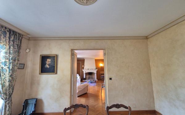 Maison à vendre    8 pièces •  Castres