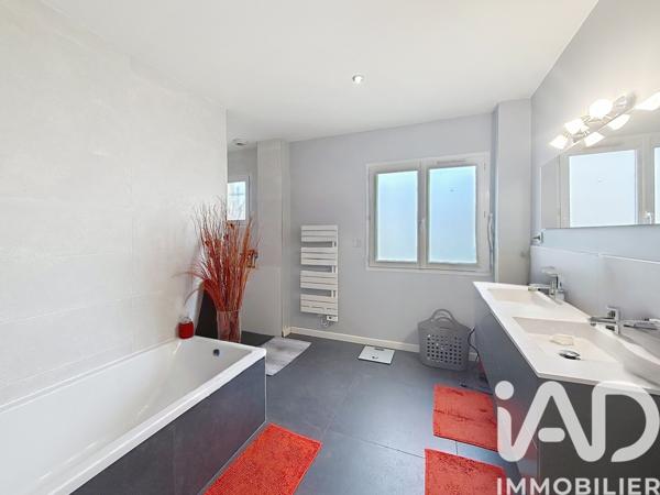 Maison à vendre 6 pièces 187 m² Colomiers