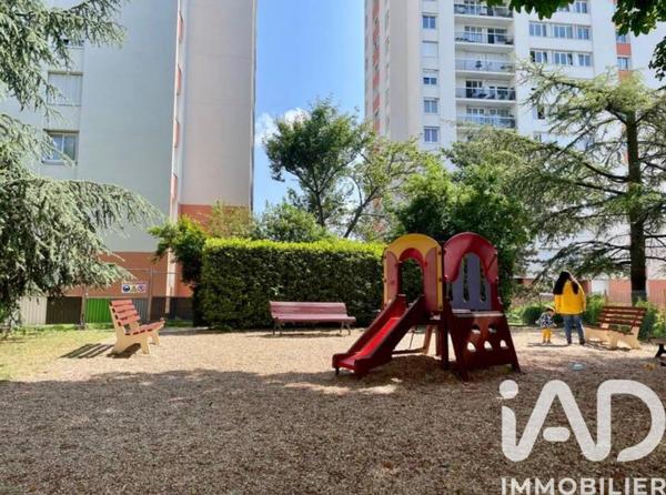 Appartement à vendre 3 pièces 67,88 m² Thiais