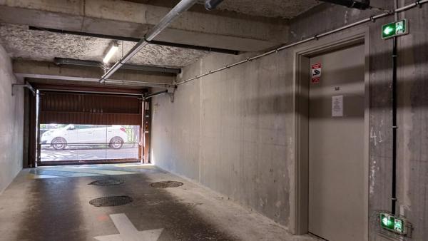 Parking / Box à louer à Chambéry (73000)
