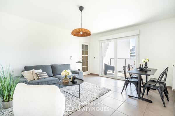 Appartement contemporain avec balcon