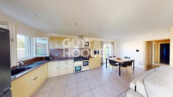 Maison à vendre à Saint Cyprien - 3 pièces, 2 chambres, 72m²