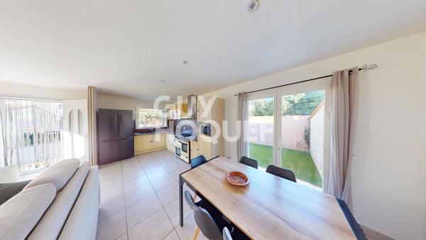 Maison à vendre à Saint Cyprien - 3 pièces, 2 chambres, 72m²