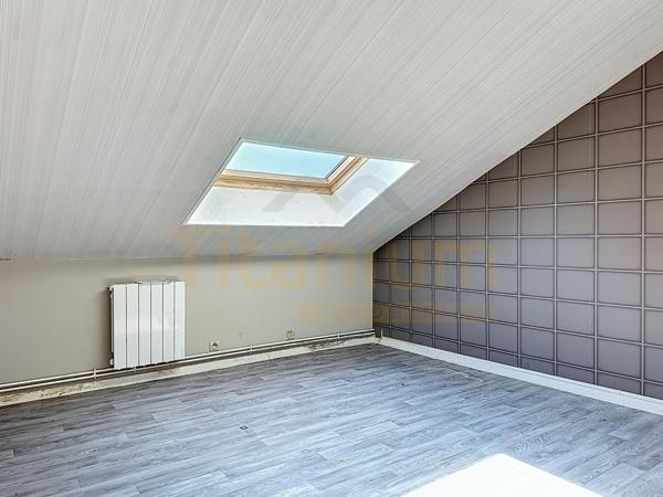 Saint-Clair-sur-Epte (95770) Appartement – 52 m² – Accès rapide D14 – Stationnement privatif