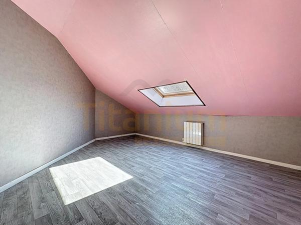 Saint-Clair-sur-Epte (95770) Appartement – 52 m² – Accès rapide D14 – Stationnement privatif