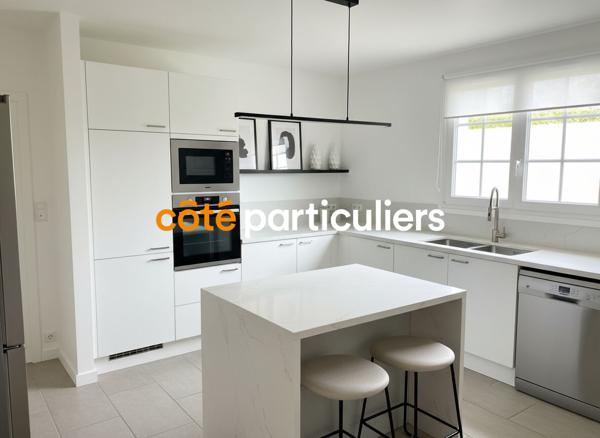 Vente Maison144 m² - 5 Pièces - BARBATRE (85630)