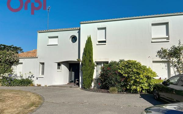 Maison à vendre    5 pièces •  Talmont-Saint-Hilaire