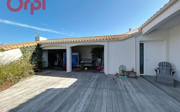 Maison à vendre    5 pièces •  Talmont-Saint-Hilaire