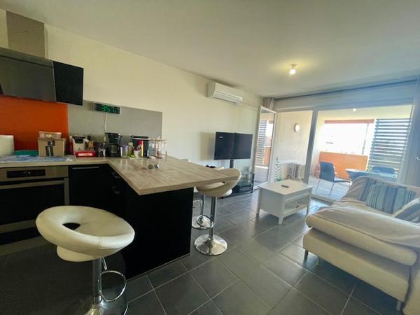 Marseille (13014) Appt deux pièces de 42m² avec terrasse, vue dégagée avec box.