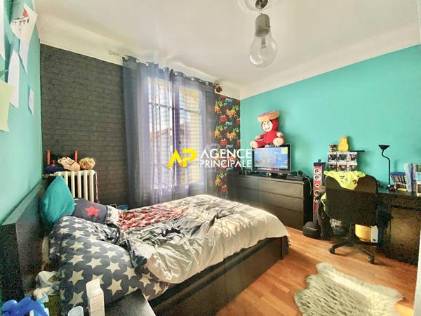 Sartrouville La Croix Blanche Maison 6 pièces 4 chambres 115 m² 620 000 € **  - Référence  9588