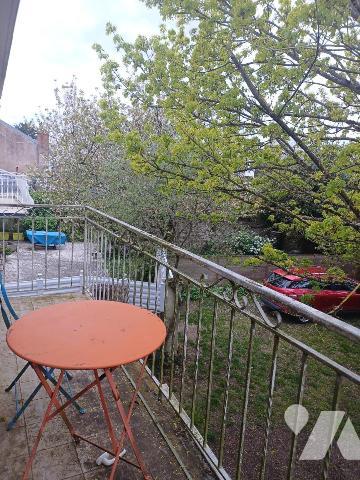 A VENDRE à REZE quartier St Paul - Maison T7 d'env. 134m2 + jardin clos