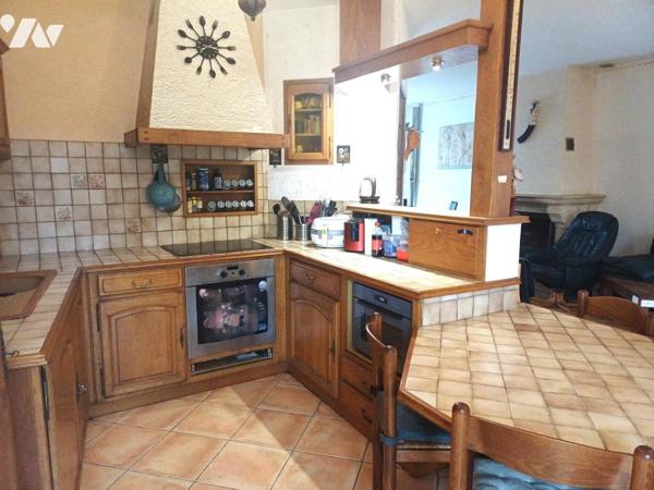 A VENDRE à REZE quartier St Paul - Maison T7 d'env. 134m2 + jardin clos