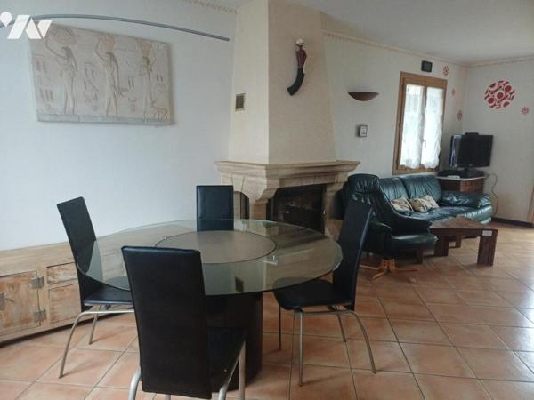 A VENDRE à REZE quartier St Paul - Maison T7 d'env. 134m2 + jardin clos
