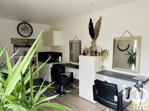 Maison à vendre 6 pièces 131 m² Saint-Étienne-de-Saint-Geoirs