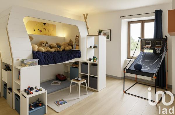 Maison à vendre 6 pièces 131 m² Saint-Étienne-de-Saint-Geoirs