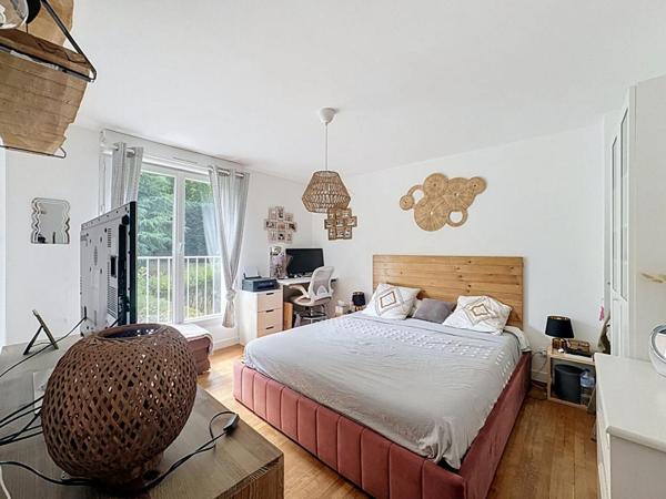 Maison coup de coeur à Bièvres  Entièrement rénovée, 3 chambres, aucun travaux à prévoir !