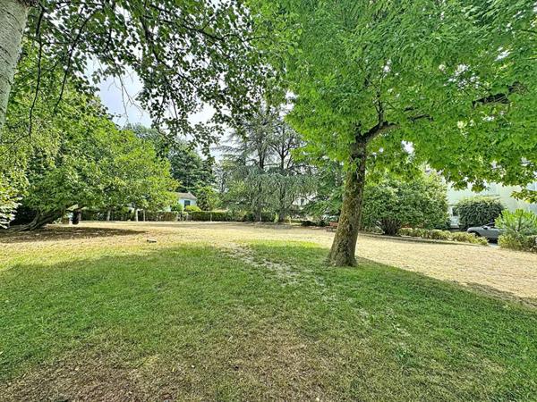 Maison coup de coeur à Bièvres  Entièrement rénovée, 3 chambres, aucun travaux à prévoir !