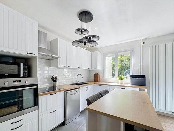 Maison coup de coeur à Bièvres  Entièrement rénovée, 3 chambres, aucun travaux à prévoir !