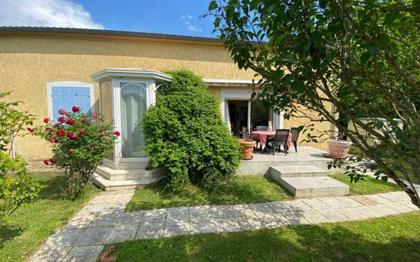 Maison à vendre    4 pièces •  Castelsarrasin