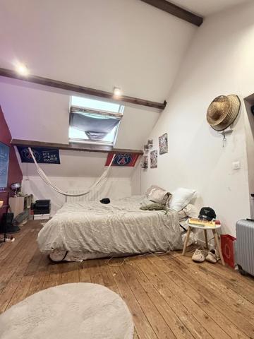 Maison avec grand potentiel au centre de freneuse