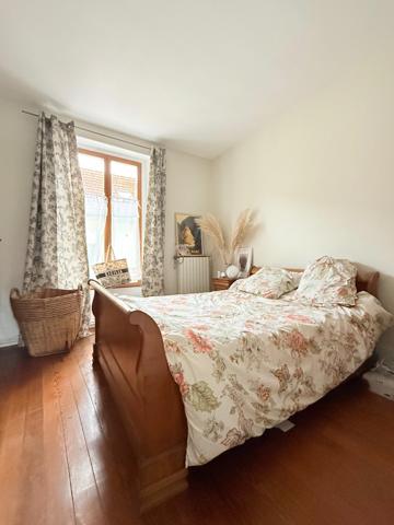 Maison avec grand potentiel au centre de freneuse