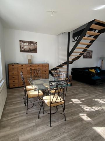 Ruelle. Maison 80 m² avec jardin