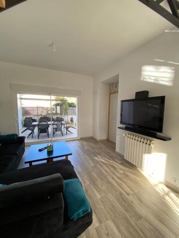 Ruelle. Maison 80 m² avec jardin