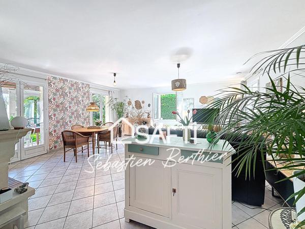 Un havre de paix à Lavaur : villa de plain-pied avec piscine et jardin