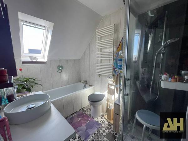 BREST RIVE DROITE - CHARMANTE MAISON BIEN TENUE - 4 CHAMBRES - SECTEUR CALME