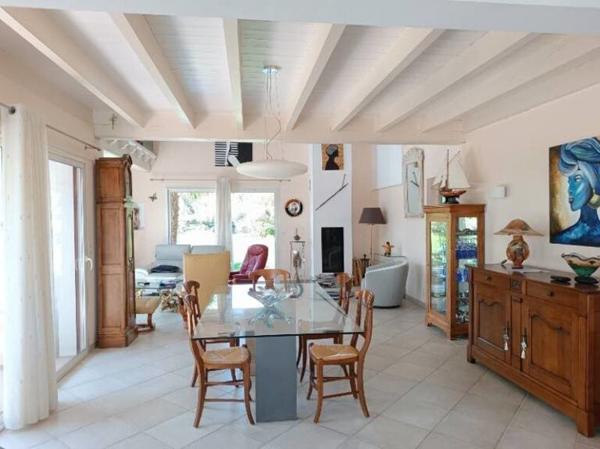 Maison à vendre |  Ahetze |  6 pièces | 200 m²