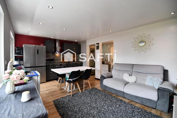 Belle maison de trois pièces !