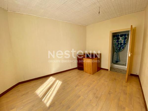 Immeuble avec deux appartements et garage - La Chèze (22210)