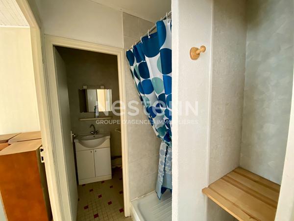 Immeuble avec deux appartements et garage - La Chèze (22210)