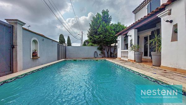 Maison Saint Mitre Les Remparts 4 pièce(s), piscine, garage, jardin et terrasse