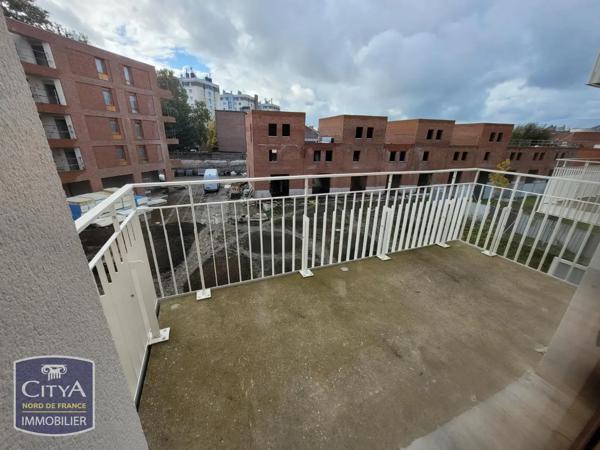 Appartement à louer 4 pièces 87.9m² Lille (59000)