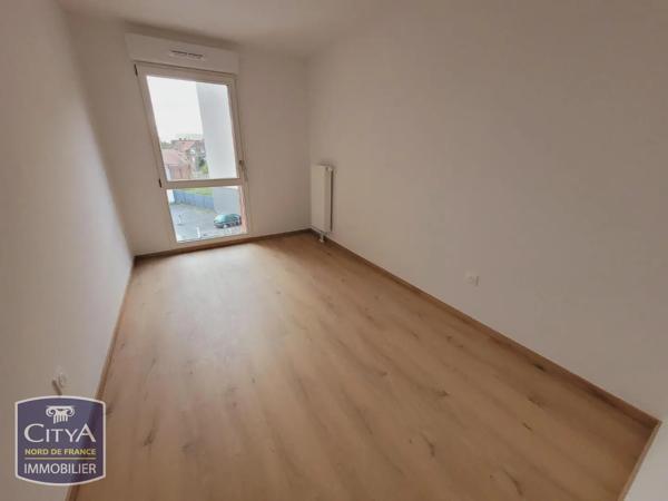 Appartement à louer 4 pièces 87.9m² Lille (59000)
