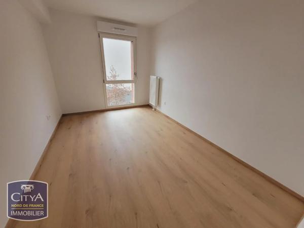Appartement à louer 4 pièces 87.9m² Lille (59000)