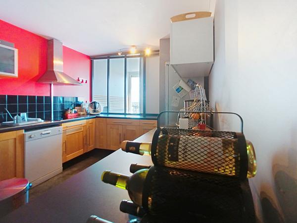 Vue panoramique sur Angers : superbe appartement T3 rénové avec balcon et ascenseur