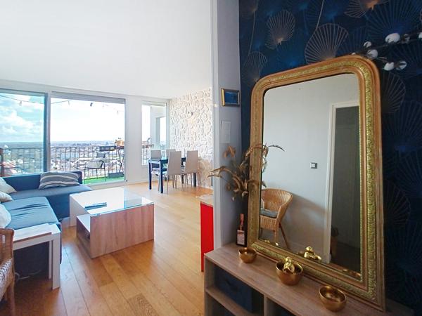 Vue panoramique sur Angers : superbe appartement T3 rénové avec balcon et ascenseur