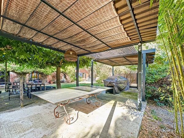 Dpt Haute Garonne (31), à vendre proche de VILLEFRANCHE DE LAURAGAIS belle demeure et gîte