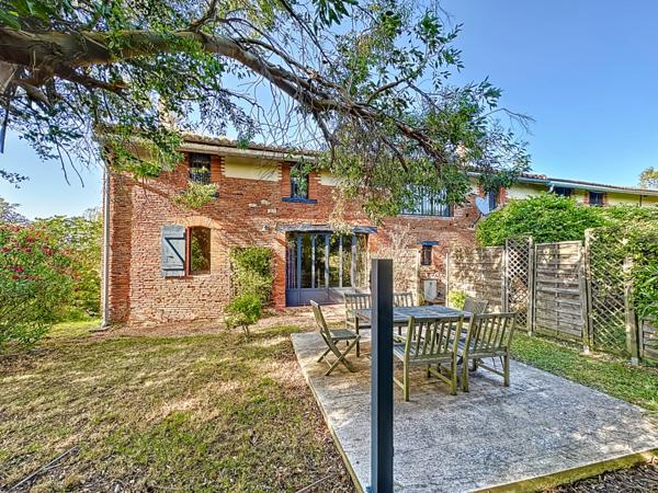 Dpt Haute Garonne (31), à vendre proche de VILLEFRANCHE DE LAURAGAIS belle demeure et gîte