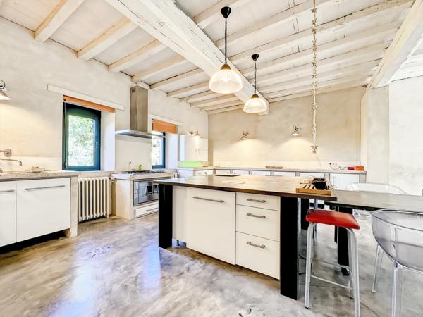 Dpt Haute Garonne (31), à vendre proche de VILLEFRANCHE DE LAURAGAIS belle demeure et gîte