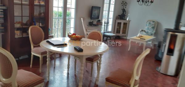 Vente Maison112 m² - 6 Pièces - CHATEAU RENARD (45220)