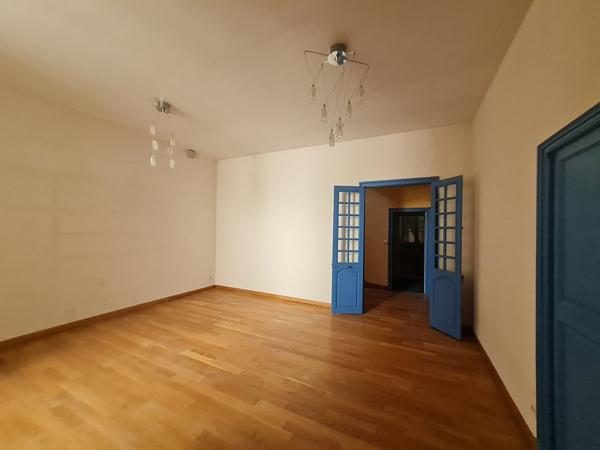 Maison de caractère un havre de paix au coeur de la ville. Lectoure