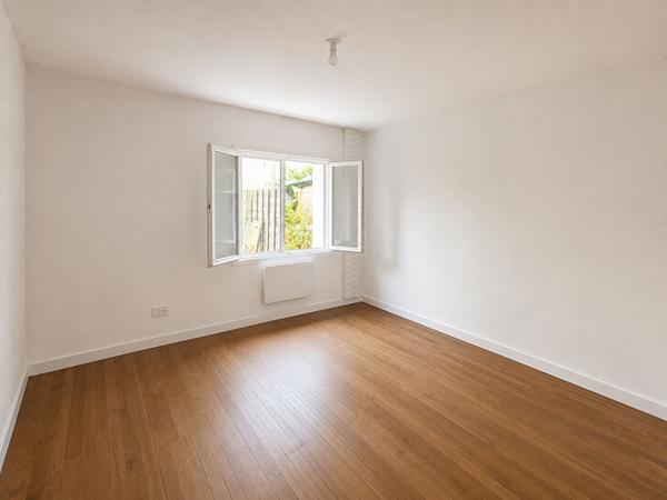 Appartement Appartement de 70m² entièrement rénové en pierre 70 m² 70.47 m²