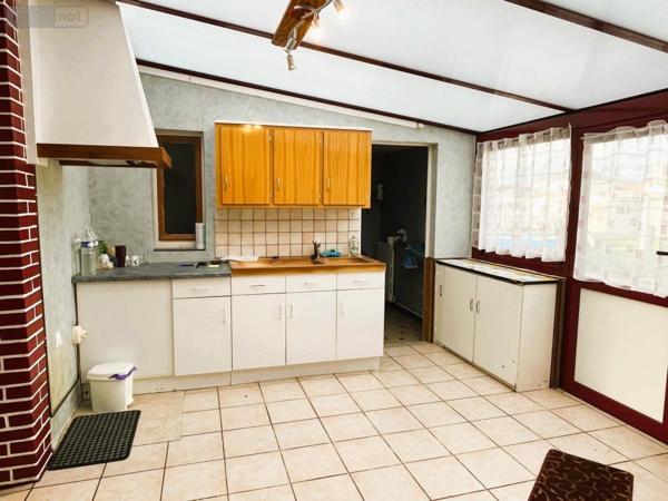 Maison à vendre à Sainte-Jamme-sur-Sarthe dans la Sarthe (72380), ref : 72126-3152