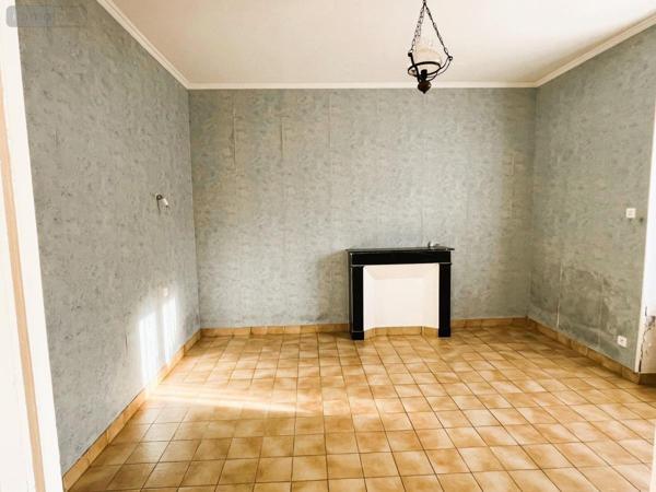 Maison à vendre à Sainte-Jamme-sur-Sarthe dans la Sarthe (72380), ref : 72126-3152