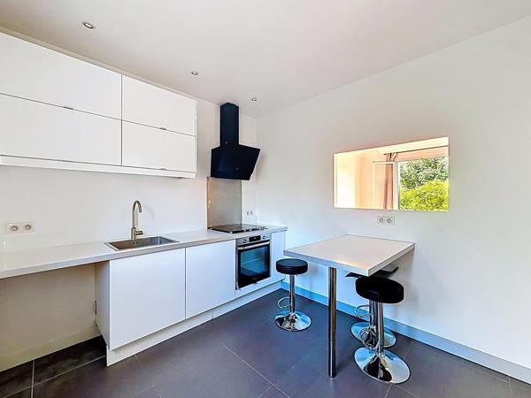 Maison 3 chambres + bureau + garage -10 min RER A