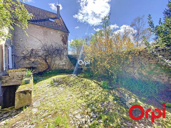 Maison à vendre    4 pièces •  Meillant