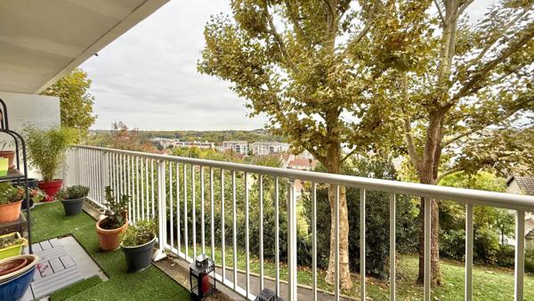 Appartement Corbeil Essonnes 4 pièce(s) 89.24 m2